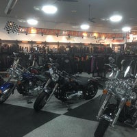 Foto scattata a IndyWest Harley-Davidson da Chelsea M. il 3/3/2016