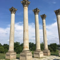 Photo taken at National Capitol Columns by Ian E. on 7/16/2022