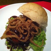 Das Foto wurde bei Meatpacking NY Prime Burgers von Bruno P. am 5/1/2013 aufgenommen