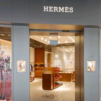 Photo taken at Hermès by Cesar L. on 4/17/2017