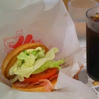 Photo taken at MOS Burger by akemi.t on 11/21/2021