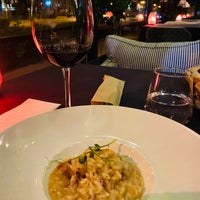 Foto tirada no(a) Felicita Fine Dining Restaurant por Arina P. em 11/13/2020