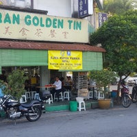 Photo taken at Golden Tin Restaurant (金田美食茶餐室) by Golden Tin Restaurant (金田美食茶餐室) on 2/26/2016