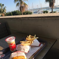 Photo taken at Burger King by Deniz on 1/13/2020
