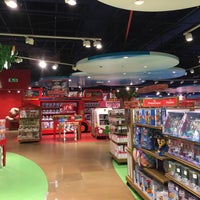 Photo taken at Hamleys by Ahmed Z. on 2/10/2016