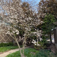 รูปภาพถ่ายที่ Franklin Park Conservatory and Botanical Gardens โดย Dom K. เมื่อ 4/1/2023
