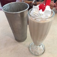 Photo taken at Ruby&#39;s Diner by Moonyoung S. on 9/3/2017