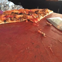 Photo taken at Anthony&amp;#39;s Coal Fired Pizza by Saul R. on 2/5/2016