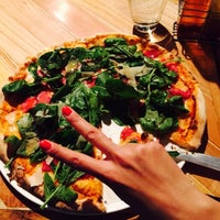 Снимок сделан в PepperJam Gourmet Pizza пользователем Volkan Y. 5/29/2015