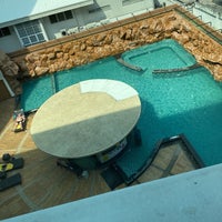 Photo taken at Amari Nova Suites Pattaya by Bkz on 2/18/2023