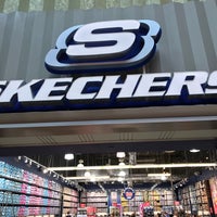 tienda sketcher en miami