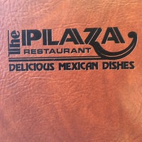 Foto tomada en The Plaza Restaurant  por Stacy M. el 6/20/2016