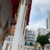 Photo taken at Wat Suwan by ぱっくす P. on 10/23/2022