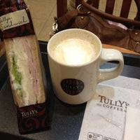 Photo taken at Tully&amp;#39;s Coffee by Y S. on 9/25/2013