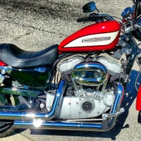 Das Foto wurde bei Lake Shore Harley-Davidson von Mitch B. am 2/26/2014 aufgenommen