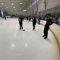 Photo taken at Yerba Buena Ice Skating &amp;amp; Bowling Center by HH T. on 10/5/2021