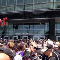 Photo taken at 2014 Los Angeles Kings&amp;#39; Stanley Cup parade by Nicholas V. on 6/16/2014