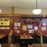Photo taken at Hanisch Bakery and Coffee Shop by Kelsey S. on 9/6/2016