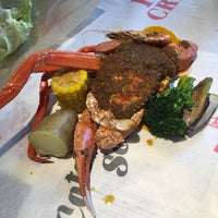 Photo taken at catch the Cajun Seafood by Shimpei K. on 2/10/2019