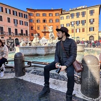 Photo taken at Fountain of Neptune by Victor A. on 1/1/2023