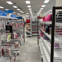 Photo taken at Ross Dress for Less by Victor A. on 2/2/2022