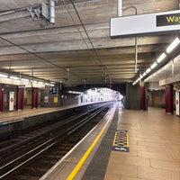Photo taken at Farringdon London Underground Station by Victor A. on 4/7/2023