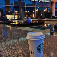 Foto tomada en Starbucks  por Beko 柏. el 3/23/2022