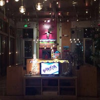 12/10/2016에 CerenEmre님이 Chinook Tavern에서 찍은 사진