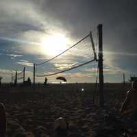 Photo taken at Santa Monica Beach Volleyball Courts by Neiki U. on 1/26/2015