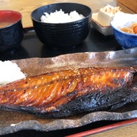 Photo taken at ふしみ食堂 by HID S. on 10/5/2019