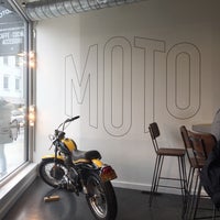 Photo taken at Moto Coffee/Machine by Chrissy S. on 2/19/2018