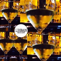 Foto diambil di Urban Bar &amp;amp; Grill oleh Marketing O. pada 8/18/2015