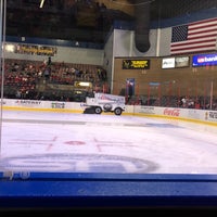 Foto scattata a Ice Arena da Rebecca P. il 10/26/2019