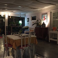 Photo taken at Restaurante Villa Maggioni by Alexandre W. on 8/5/2016