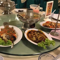 Снимок сделан в Syam Restaurant пользователем Aineen A. 6/12/2017