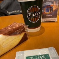 Photo taken at Tully&amp;#39;s Coffee by いけっだ た. on 5/13/2023