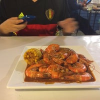 Photo taken at monster shrimp by Modtanoy Y. on 4/2/2016