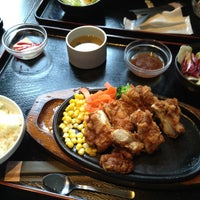 Photo taken at Foodiun Bar 一瑳 品川店 by xxx x. on 3/8/2013