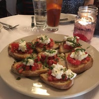 Photo taken at Francesca&amp;#39;s on Taylor by Duygu Y. on 8/26/2018