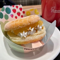 Photo taken at Mister Donut by kaoring on 6/12/2022