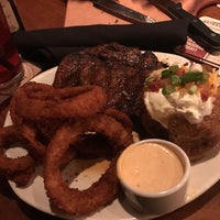 Photo taken at Outback Steakhouse by Jema M. on 4/1/2017