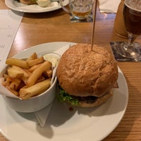 Photo taken at Beer &amp;amp; Burger U Čížků by Milan L. on 2/27/2019