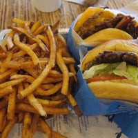 Photo taken at Elevation Burger by S on 3/28/2016