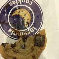 Photo taken at Insomnia Cookies by Lionel Brahim B. on 7/3/2016