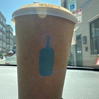 Photo taken at Blue Bottle Coffee by Chrissy T. on 5/26/2023