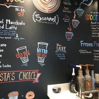 10/23/2017에 Chrissy T.님이 Urban Grind Coffee Company에서 찍은 사진