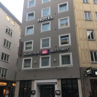 Photo taken at Mercure Hotel München Altstadt by Friedrich B. on 10/16/2018