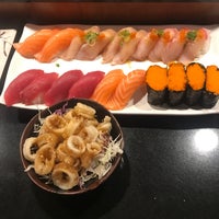 Photo taken at Midori Sushi by Meshpuff 💙 on 8/24/2018