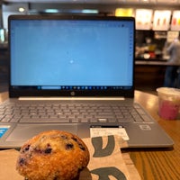 Photo taken at Starbucks by Stephanie H. on 6/10/2023