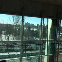 Photo taken at SITE | EITI | School of Information Technology and Engineering |  École d&amp;#39;ingénierie et de technologie de l&amp;#39;information - uOttawa by Jenna B. on 2/5/2016